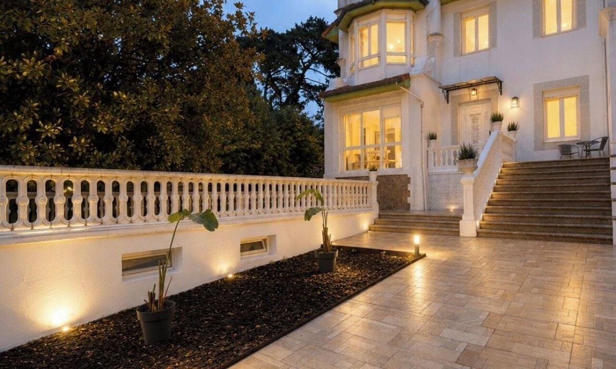 Santander Ski Chalet | VILLA SUCA Exclusive villa in the best area of El Sardinero.