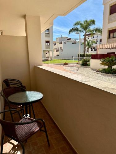 Rota Apartment | VillaCarreta piscina comunitaria y parking privado a 7 minutos de la playa a pie