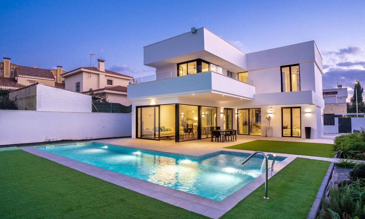 Rincon de la Victoria Ski Chalet | Villaswimmingpoolmalaga