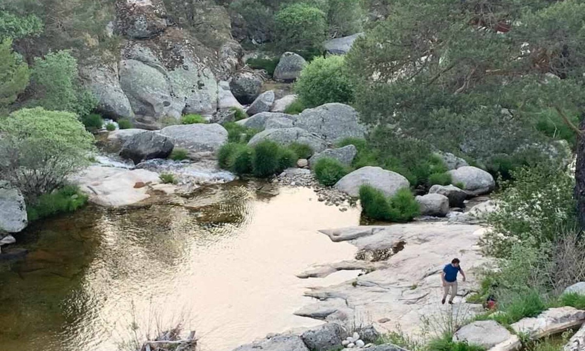 Navarredonda de Gredos Apartment | Water. Beautiful Apartment. Villa de Gredos.