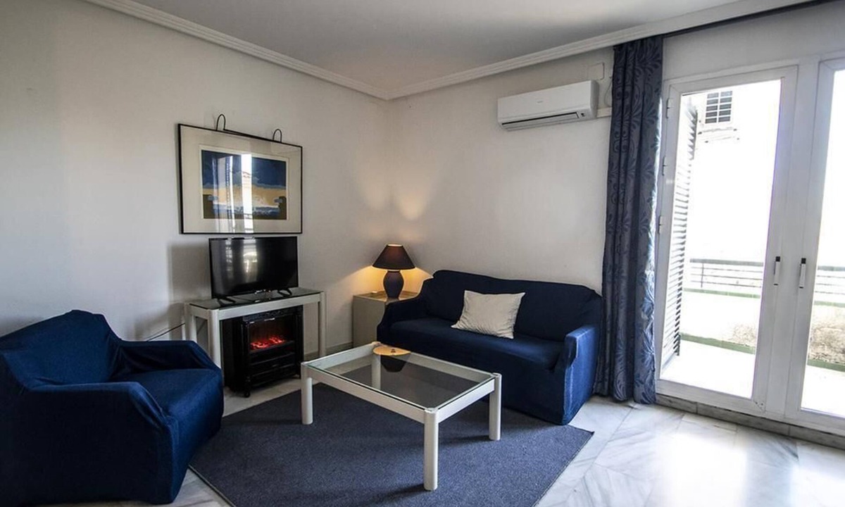 Mairena del Aljarafe Hotel | Winter Suite .