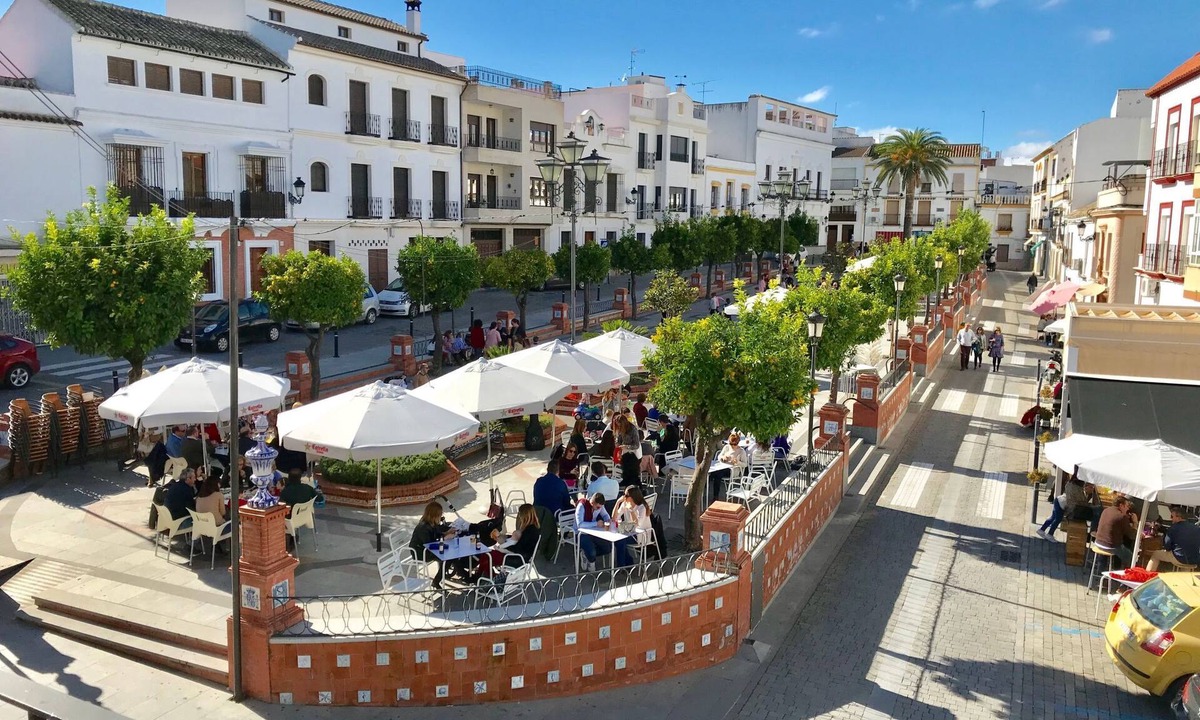 Los Pocos Bollos Apartment | Wohnung in der "PASEO". Zentrum von La Rambla (Cordoba) by Interhome