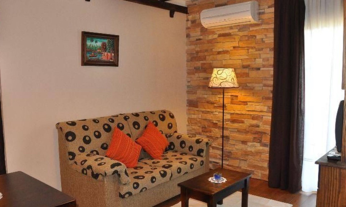 Sotoserrano Apartment | Wohnung in Sotoserrano mit Terrasse und Garten by Interhome