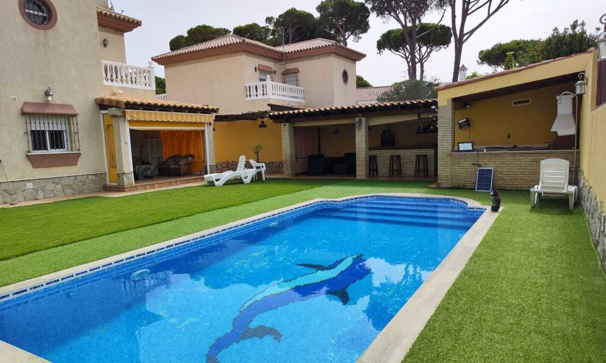 Los Gallos-Cerromolino Ski Chalet | Ye Ye House in Chiclana
