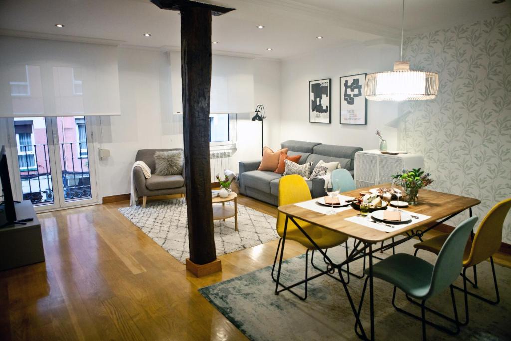 Castanos Apartment | ZUBIGANE apartamento junto a la Ría & Parking