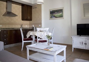 2 bedroom apartment with garden block 1 (Apartment 4)