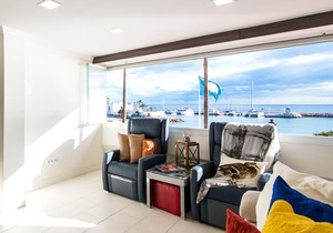 Beach Front Apartment-1st Line