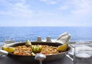 BEACHFRONT APARTMENT In LA CALA DE MIJAS