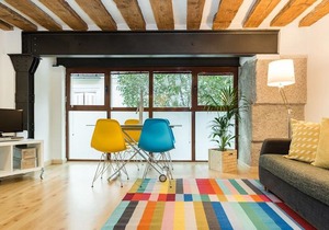 Bnbholder Rustic & Colorful Sol