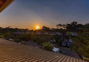 Casa Incrível a 150mts da Praia de Pauba in Pauba