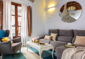 Genteel Home Alhóndiga Sevilla in Seville