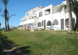impressive apartment in ground floor with terrace of two rooms, A A and pool