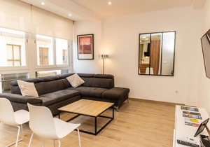 Luxury Apartment Soho by Nagoa Homes
