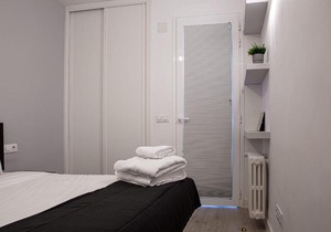 Spacious 2-Bedroom Flat next to Bernabeu Stadium in Madrid