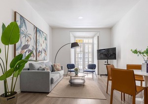 Thyssen Boutique Apartment 2C