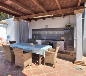 Villa Calle Segovia Benalmadena Pers 