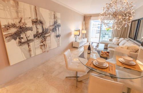 Puerto Banus Apartment | VACATION MARBELLA I Brand New Terrazas de Banús Apt, 24-7 Security, a minute from the Marina, The Sea and Luxury Shopping