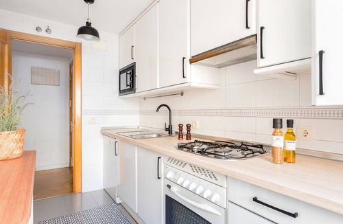 Delicias Apartment | Ático con Terraza, Parking, Piscina y Wifi