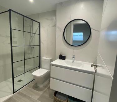 Llanes Apartment | Ático nuevo con gran terraza y piscina en Llanes