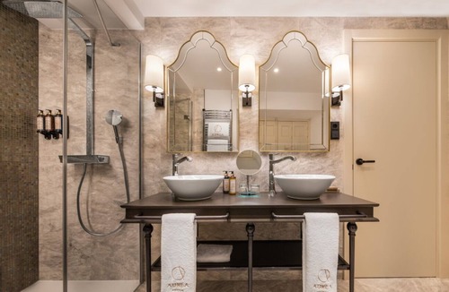 Old Town Hotel | Áurea Casa Palacio Sagasta By Eurostars Hotel Company