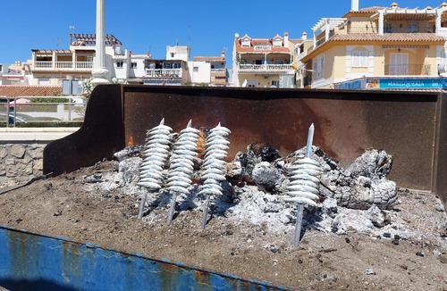 Mezquitilla Apartment | 1 bedroom accommodation in Algarrobo