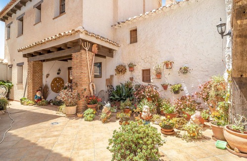 Alfarnatejo Apartment | 1 bedroom beautiful apartment in Mondron