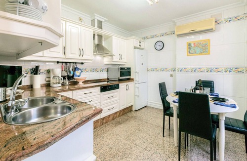 Cerro del Aguila Apartment | 1 bedroom beautiful apartment in Sevilla