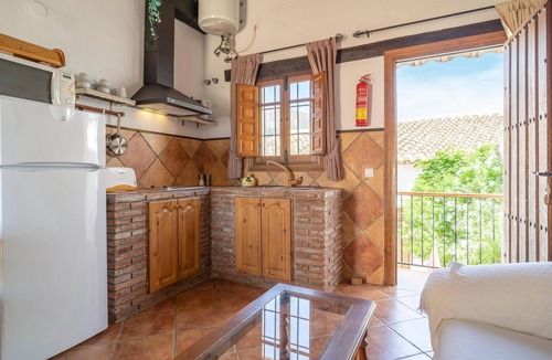 Alfarnatejo Apartment | 1 bedroom cozy apartment in Mondron