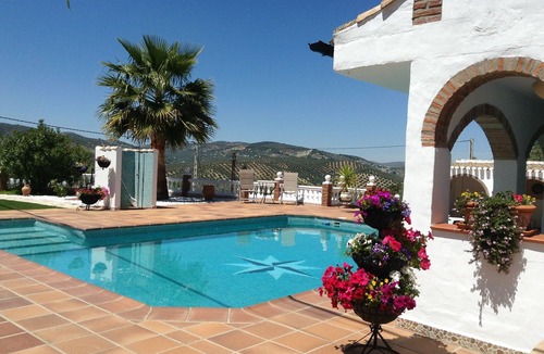 Fuente del Conde House | 1 bedroom self catering rental apartment with a private roof terrace.