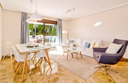 New Golden Mile Apartment | 100 m² Apartment ∙ 2 bedrooms ∙ 4 guests