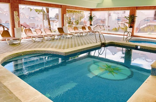 Urbanizacion Hacienda las Chapas House | 101 m² House ∙ 1 bedroom ∙ 3 guests
