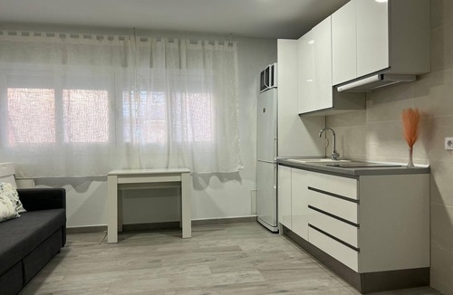 El Pilar Apartment | 10Guests-3minToMetro