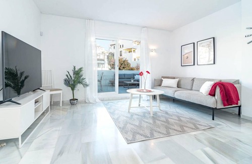 Nueva Andalucia Apartment | 110 m² Apartment ∙ 2 bedrooms ∙ 4 guests