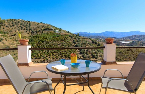 Torrox Villa | 110 m² Villa ∙ 3 bedrooms ∙ 6 guests