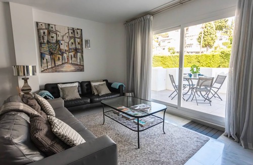 Nueva Andalucia Apartment | 135 m² Apartment ∙ 3 bedrooms ∙ 6 guests