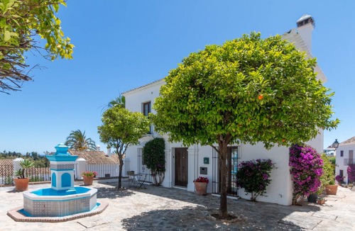 Marbella House | 150 m² House ∙ 3 bedrooms ∙ 6 guests