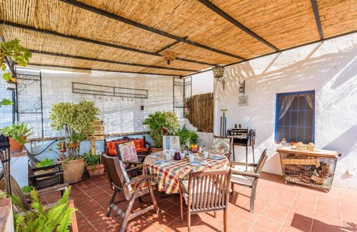 Comares House | 150 m² House ∙ 5 bedrooms ∙ 10 guests