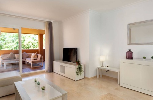 Marbella Apartment | 153 m² Apartment ∙ 1 bedroom ∙ 6 guests