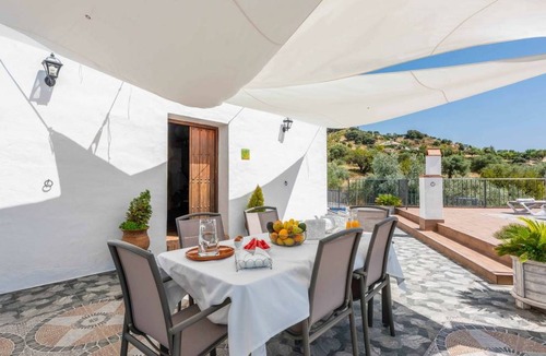 Monda House | 180 m² House ∙ 5 bedrooms ∙ 10 guests