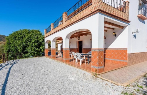 Riogordo House | 180 m² House ∙ 6 bedrooms ∙ 12 guests