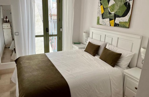 Historical Center Apartment | 1D Brand new apartment Downtown Sevilla, Azofaifo street