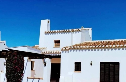 Caserio Los Tarquinos Villa | 1st line Luxury Golf Villa (3) with Private Pool, full sky package!