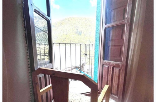 Rute House | 2-Bed Country House - Mountain Views - Sleeps 6