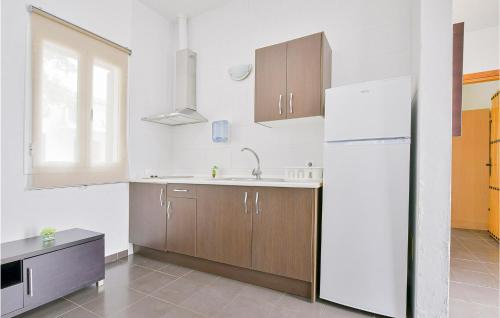 El Coronil House | 2 Bedroom Beautiful Home In El Coronil