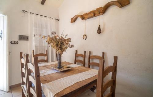 El Colmenar House | 2 Bedroom Nice Home In El Colmenar