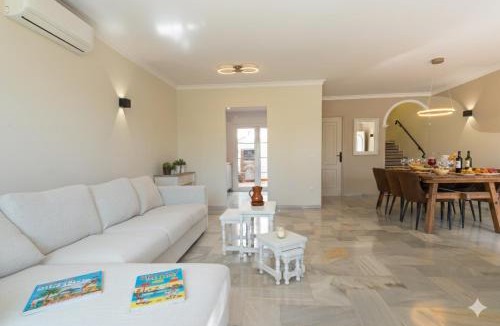 La Cala de Mijas Villa | 2 Mijas Playa Club in La Cala de Mijas