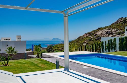 Manilva Villa | 2254-Luxury villa with private pool and seaview