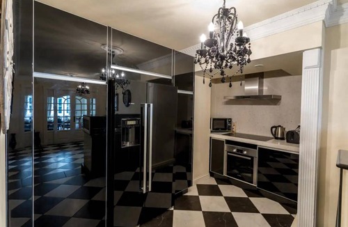 Marbella City Centre House | 275 m² House ∙ 4 bedrooms ∙ 10 guests