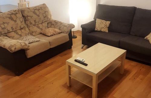 La Linea de la Concepcion Apartment | 2F, Aire Acond, 85m2, 2 dormit mas sofá cama, 6 huéspedes, WIFI gratis