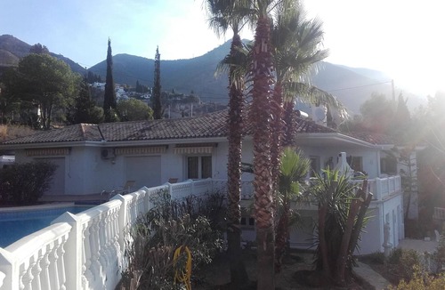 Mijas House | 3 Apartments in a country villa with a garden and sea views